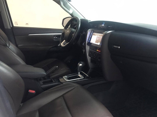 Toyota Hilux 2.7 Sr 4x2 Cd 16v Flex 4p Automático