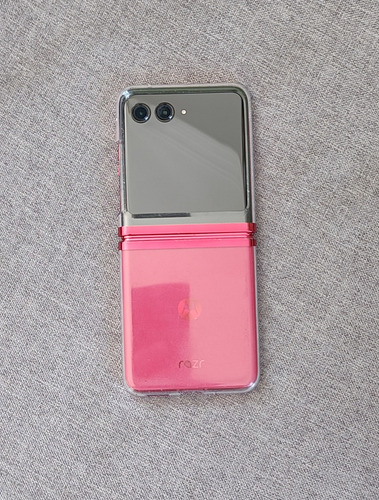 Motorola Razr 40 Ultra 256gb Viva Magenta 12 Gb Ram (Usado)