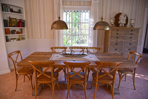 Casa 5 Dormitorios, Mansa, Punta Del Este - Ref: 2832
