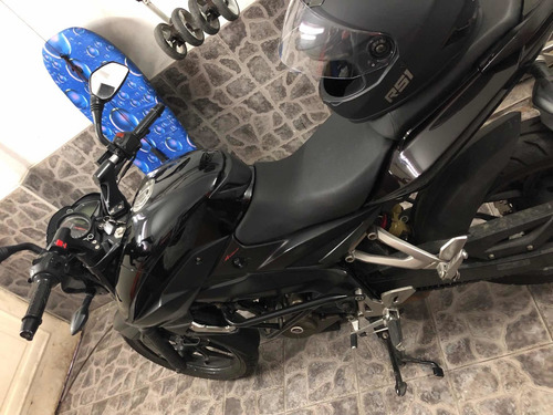 Rouser Ns 200