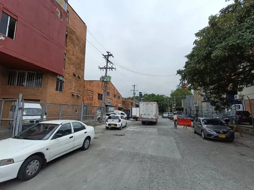 Bodega En Venta En Barrio Antioquia. Cod V12500