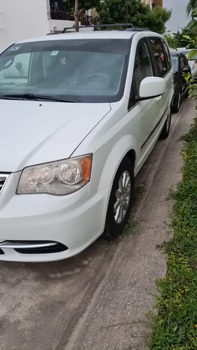 Chrysler Town & Country 3.6 Lx Mt