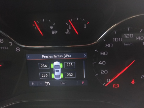 Imagen 12 de 17 de Chevrolet Cruze Premier 4p 2022 0km