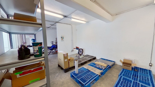 Venta De Edificio Para Oficinas Con Bodegas En Tlalnepantla