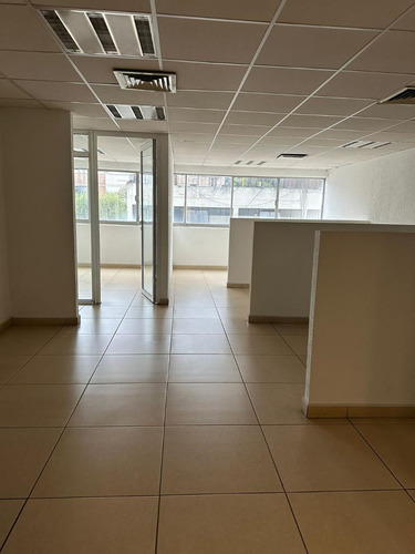 Oficinas En Renta En Río Tiber Piso 2