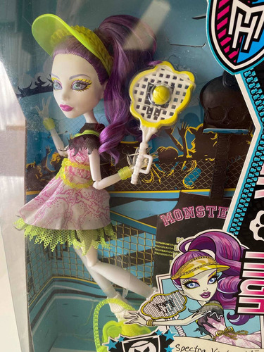 Monster High Spectra Vondergeist. Nova, Lacrada.