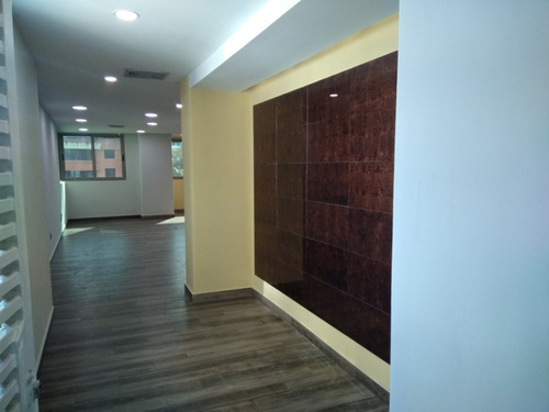 Imagen 4 de 14 de Oficinas En Venta La Arboleda Fm*