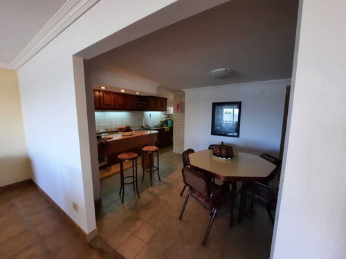 Imagen 4 de 14 de Amplio Piso En Venta Con Excepcional Vista Al Mar