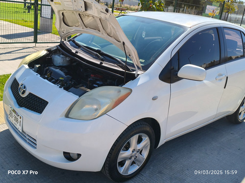 Toyota Yaris 1.5 Hb Premium 5vel Aa Ee Mt