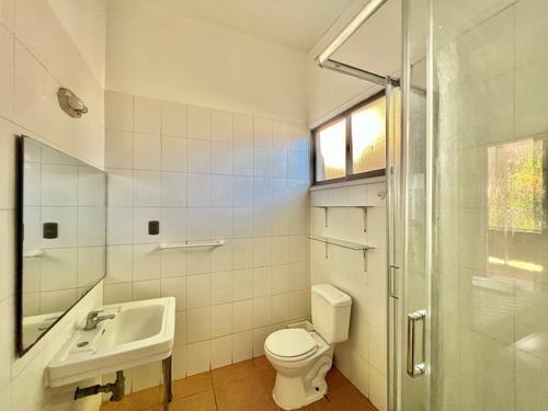Interesante Casa En Venta En Zapallar Con Mucho Potencial