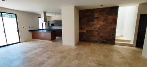 Casa En Venta En Lomas 1ra. Sección En San Luis Potosí