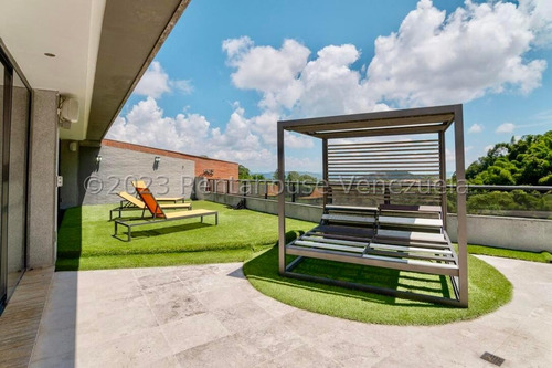 Apartamento Penthouse Con Piscina En Venta En La Lagunita Caracas