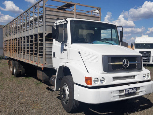 Imagem 3 de 8 de Mercedes Bens 1620