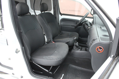 Renault Kangoo Confort 1.6 2015 La Plata 056