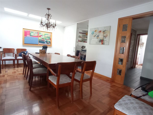 Casa En Venta De 4 Dorm. Latadia/manquehue/sebastian Elcano