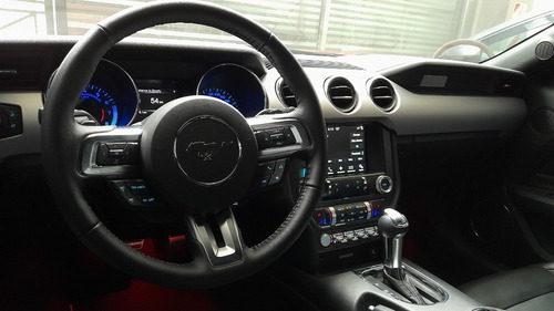 Ford Mustang 5.0 Gt 421cv
