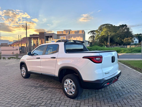 Fiat Toro 1.8 Endurance 16v Flex 4x2 Aut. 4p