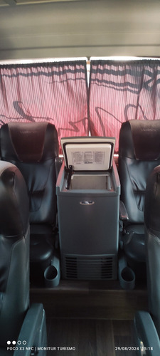 Volare Fly9 Limousine 2020 32 Lugares Suspensão A Ar