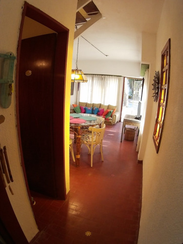 Imagen 5 de 14 de Duplex Familiar - F. Frias 199