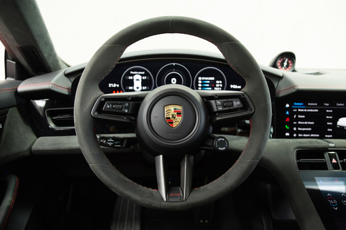 Porsche Taycan 2023