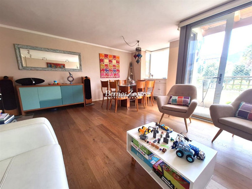 Departamento En Venta De 3 Dorm. San Carlos Apoquindo 2 E