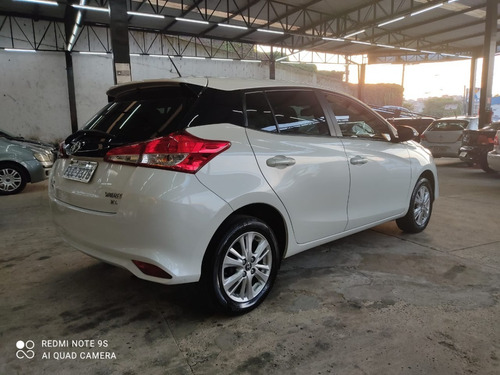 Imagem 5 de 13 de Toyota Yaris