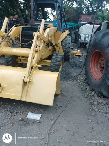 Retroexcavadora Marca Case, Hidráulica