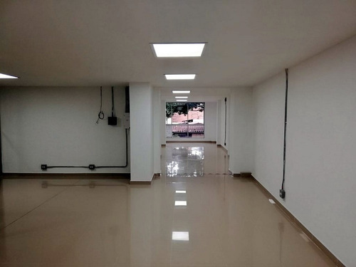 Imagen 7 de 12 de Oficina En Arriendo En Medellín Sector Suramericana