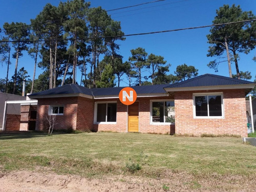 Excelente Casa A Estrenar, Pinares - Ref: 217829
