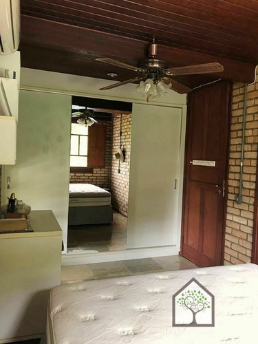 Imagem 9 de 26 de Casa Padrão À Venda Em Florianópolis/sc - Ap00202