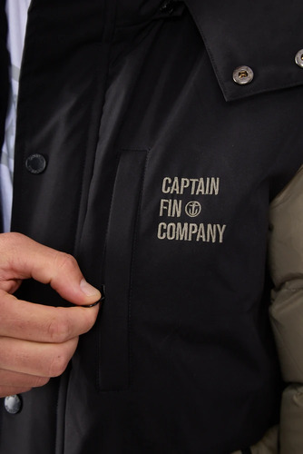 Campera Invierno Farrel Captain Fin Capucha Desmontable