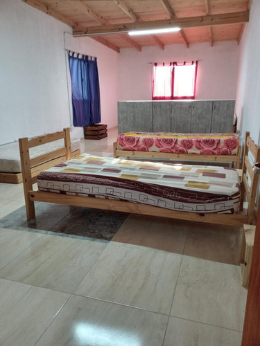 Casa En Venta - 2 Dormitorios 2 Baños - 1.250mts2 - Arana - La Plata