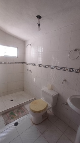 Casa De 4 Hab Y 4 Baños