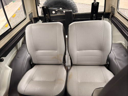 Suzuki Samurai 1.3 Metal/lona