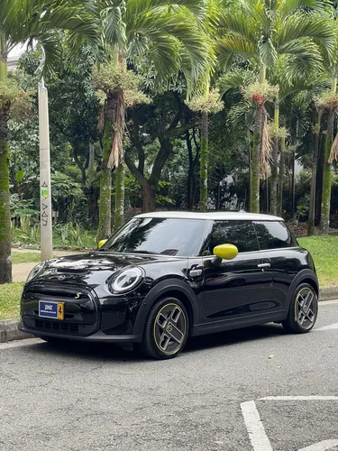 Mini Cooper Se 0.0 Iconic At