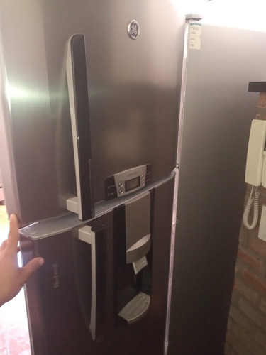 Imagen 2 de 5 de Técnico Oficial Heladera No Frost Digital Inverter