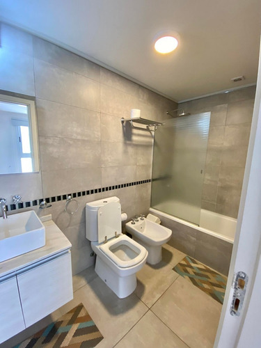 Imagen 8 de 13 de Departamento Céntrico Con Pileta Para 2/4 Personas