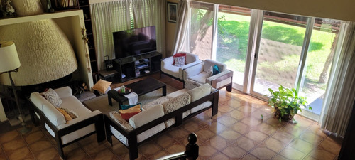 Venta Casa Cc San Carlos 250 M² Lote 880 M² 4 Dorm.
