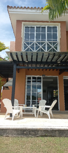 Venta Villa Puerto Maya Urbanización Pto Encantado Higuerote