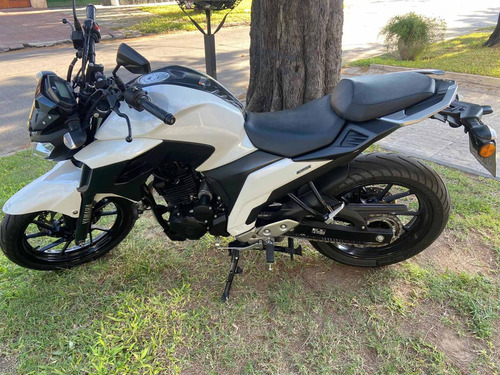 Imagen 6 de 11 de Yamaha Fz25