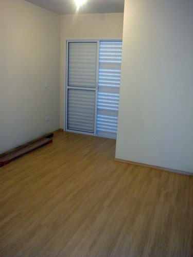 Imagem 6 de 12 de Excelente Sobrado Individual Com 3 Dorms Na Cidade Líder