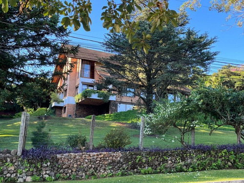 Imagem 2 de 15 de Casa Para Venda Em Ivoti, Vista Alegre, 5 Dormitórios, 2 Suítes, 4 Banheiros, 3 Vagas - Cwvcs0184_2-1533424