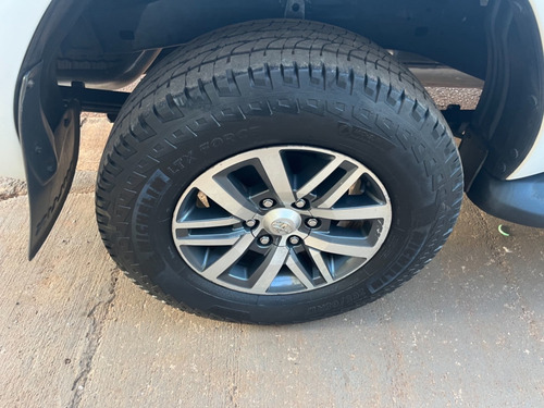 Imagem 14 de 15 de Toyota Hilux Srv 2.8 Branco 2016