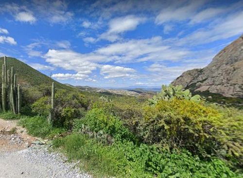 Terreno En Peña De Bernal, Querétaro. Sup. 22,792.51 M2