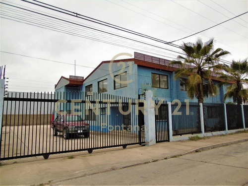 Se Arrienda Edificio Comercial En Barrio Industrial De Co...