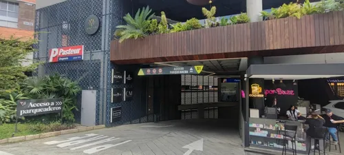 Envigado Local 25m2 Distrito Aviñon