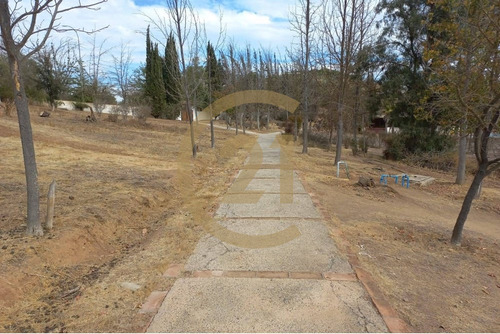 Vende Ex Club House, Dentro Cond Bosque Country
