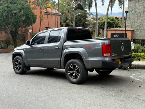 Volkswagen Amarok 2.0 Highline 177 hp
