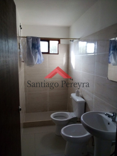 En Venta Casa Balneario Buenos Aires - Ref: 6454