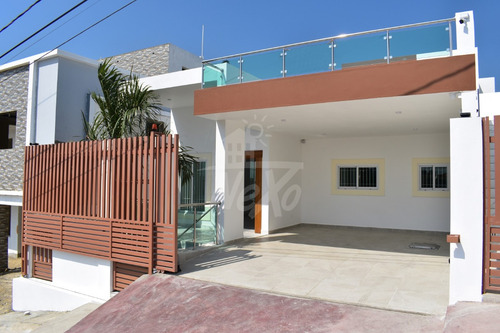 Imagen 21 de 22 de Casa Moderna En Venta Urbanización Los Prados, Santiago (jpc-221)